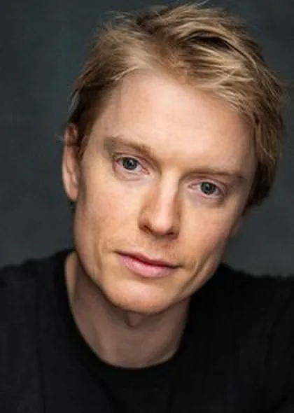 Freddie Fox