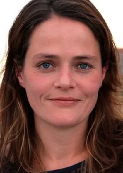 Alexandra Johnes