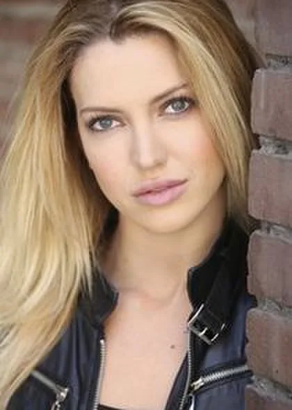 Lindsay Taylor