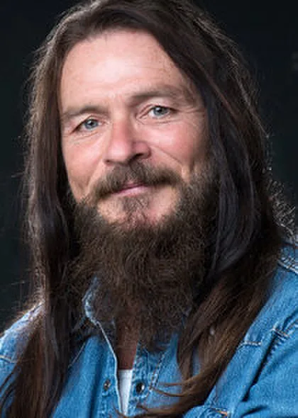 Douglas Bennett