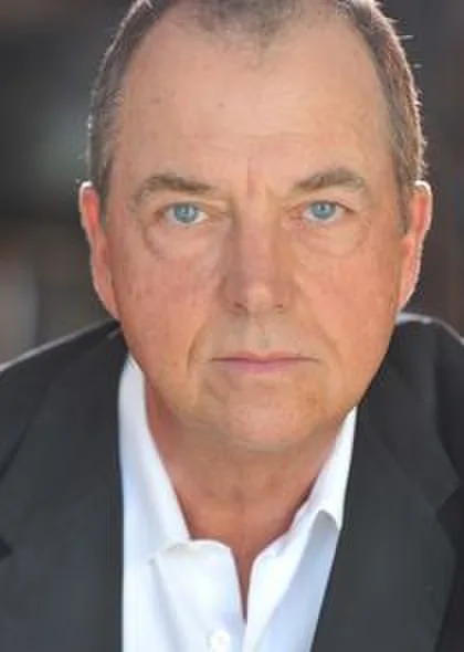Gregory Itzin