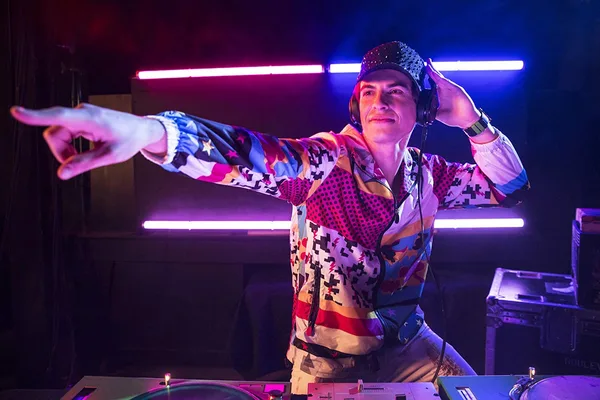 Party Monster: Scratching the Surface
